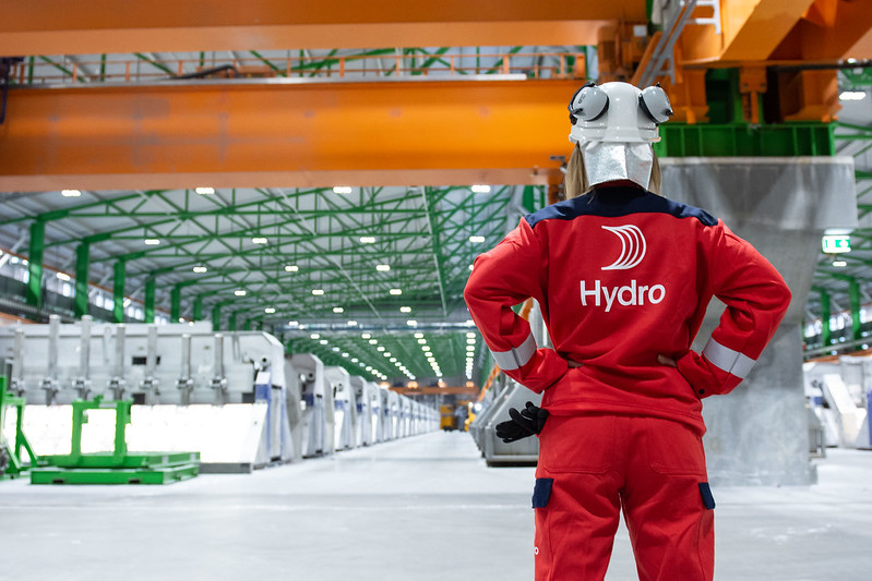 Hydro worker in Karmøy technology pilot